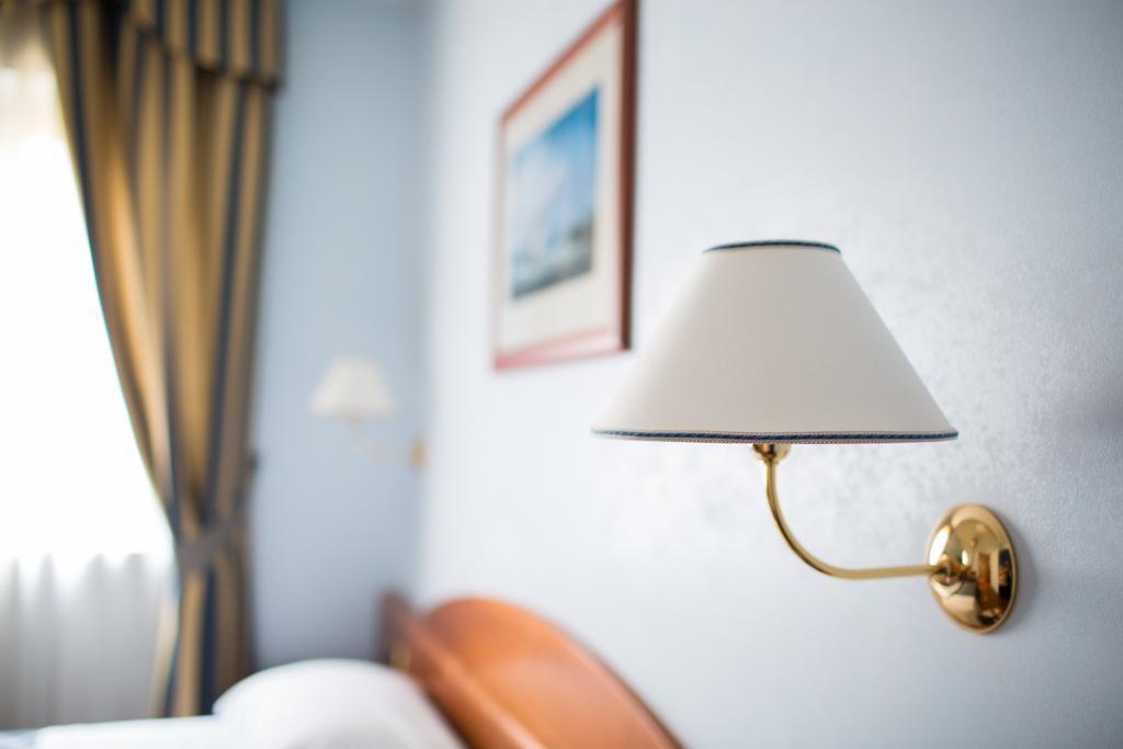 פוסאצ'סיה Hotel Levante מראה חיצוני תמונה