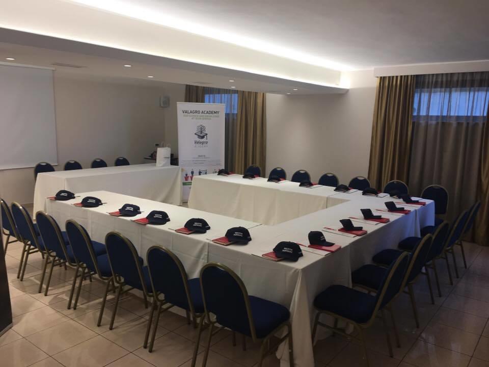 פוסאצ'סיה Hotel Levante מראה חיצוני תמונה